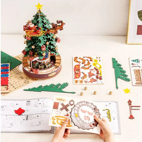 Holiday Melody Wooden Music Tree